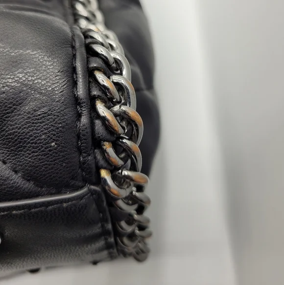 GUESS Purse Bundle - Picture 8 of 16